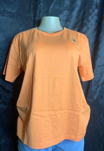 ROUNDNECK